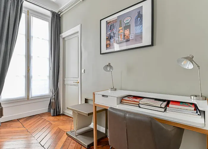 Apartment De Luxe - Assemblee Nationale *